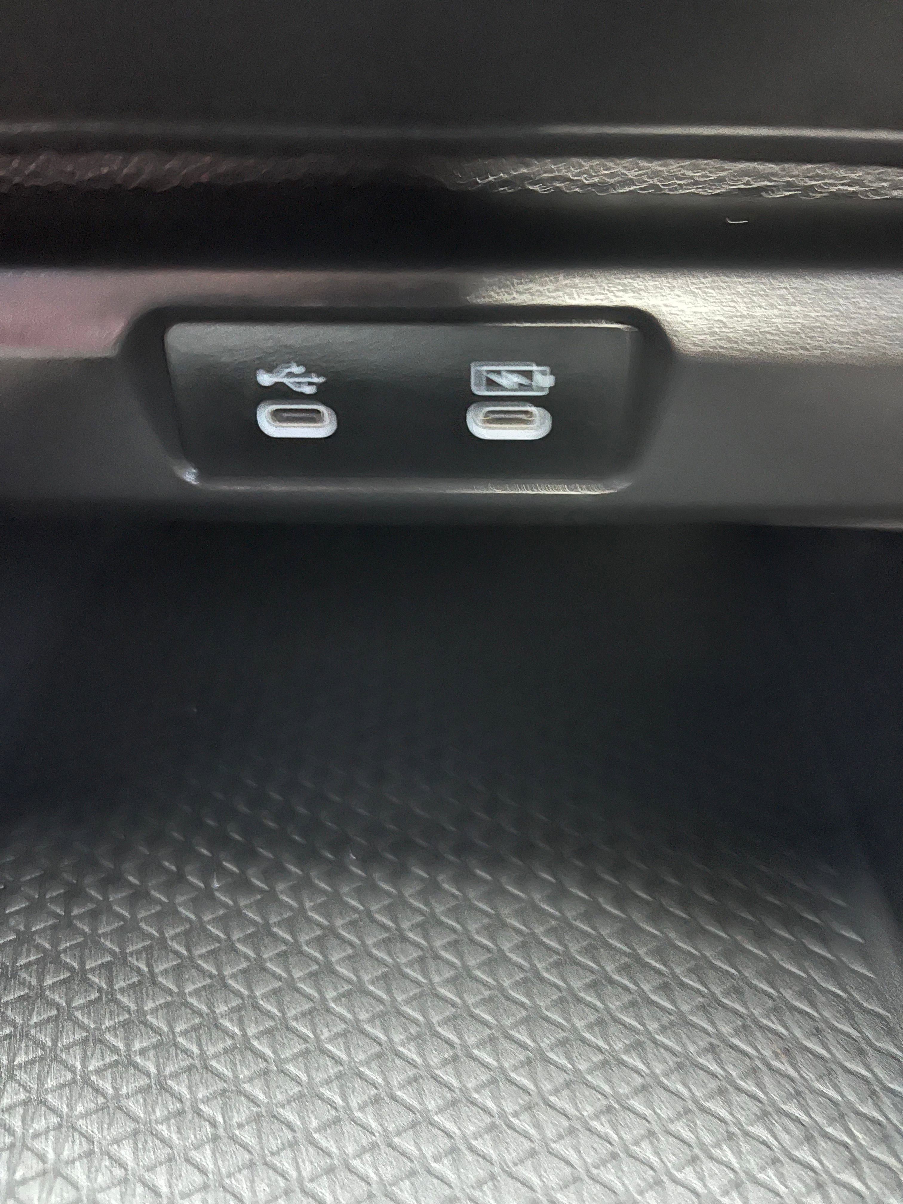 Vehicle image 42 of 63