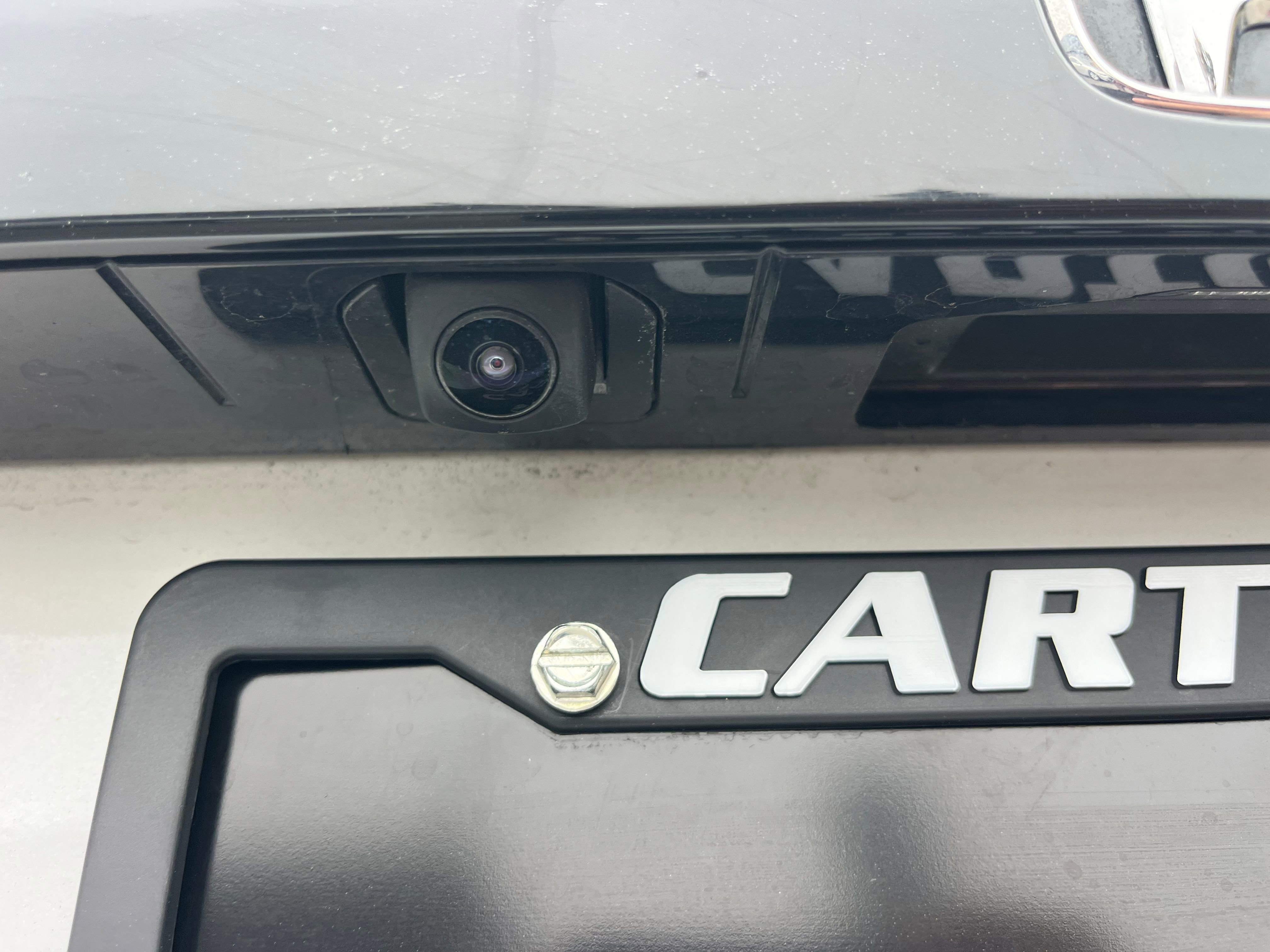 Vehicle image 21 of 63