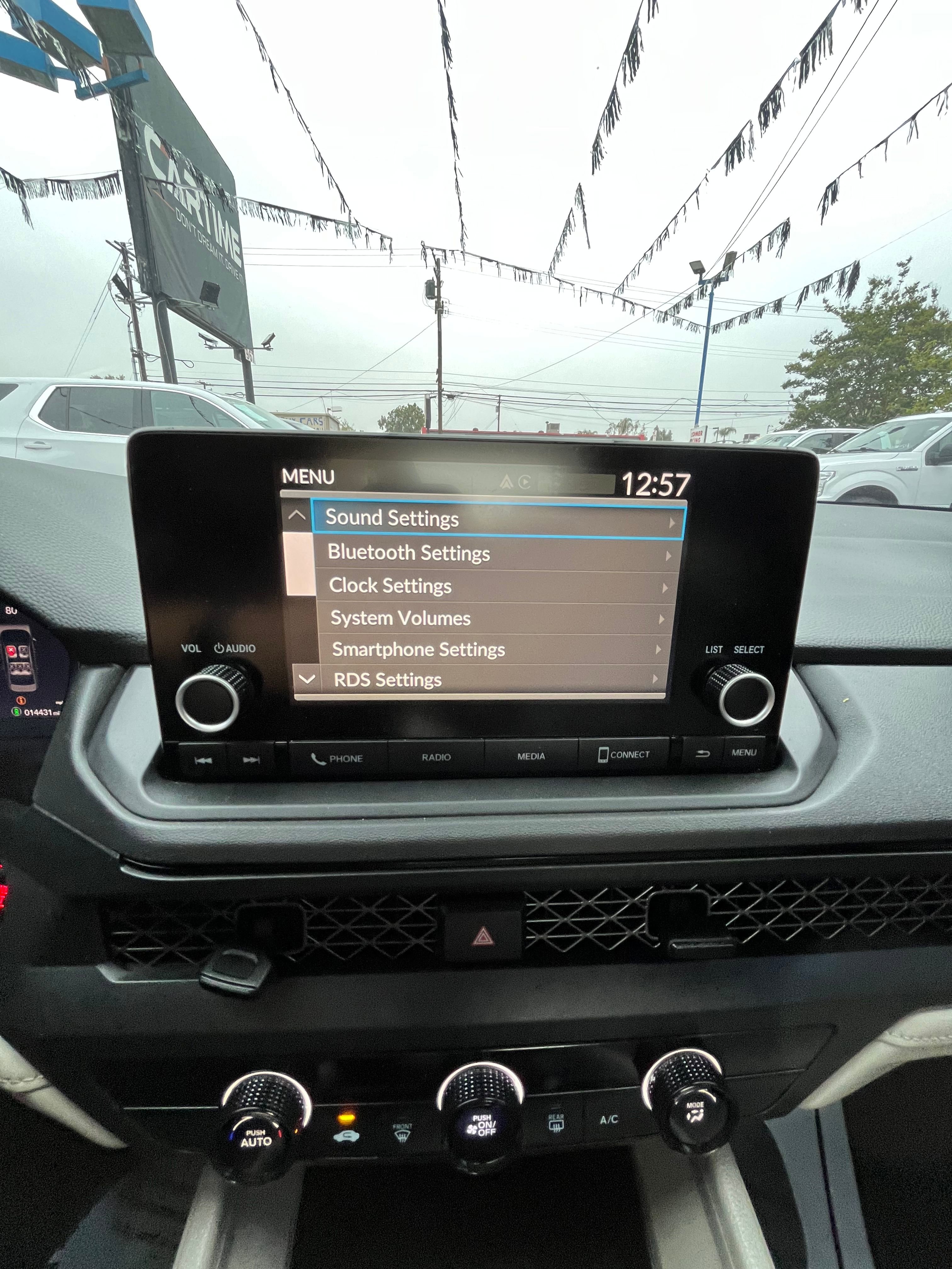 Vehicle image 46 of 63