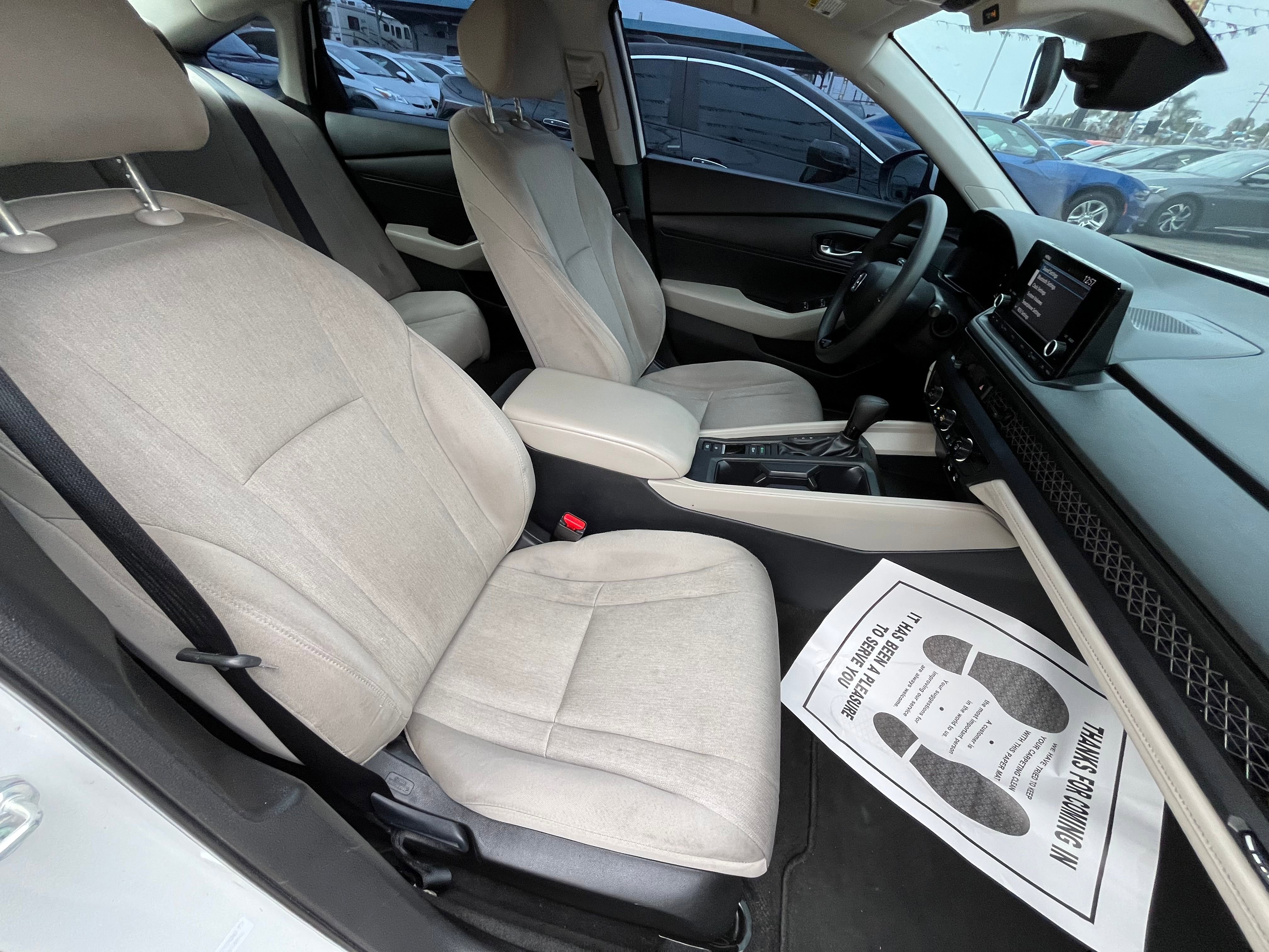 Vehicle image 51 of 63