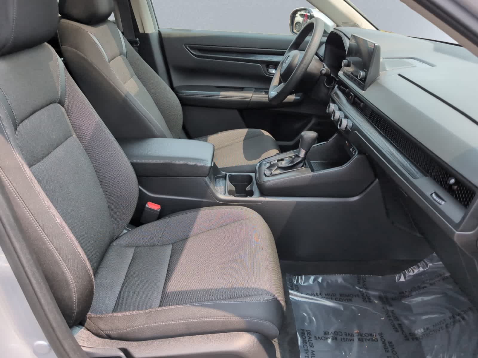 Vehicle image 21 of 26