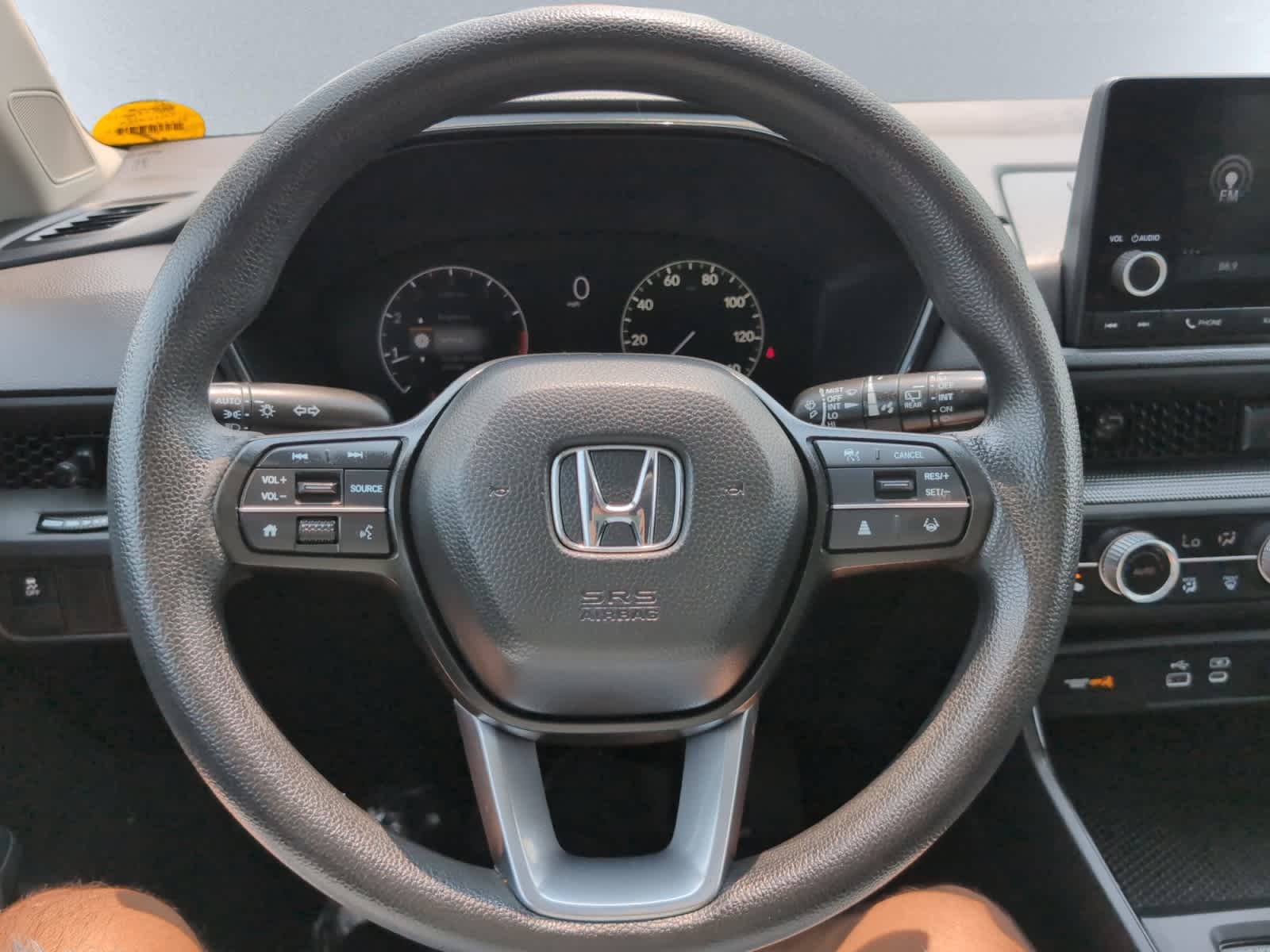 Vehicle image 18 of 26