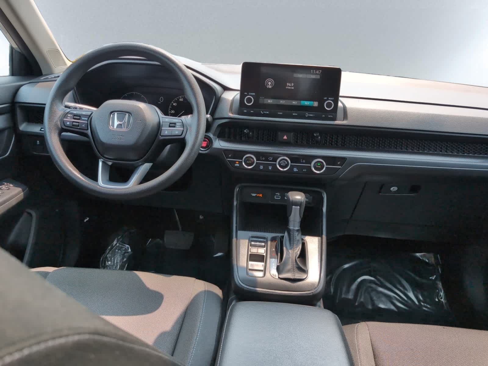 Vehicle image 8 of 26