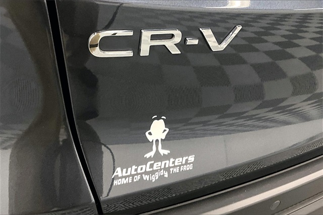 Vehicle image 10 of 39