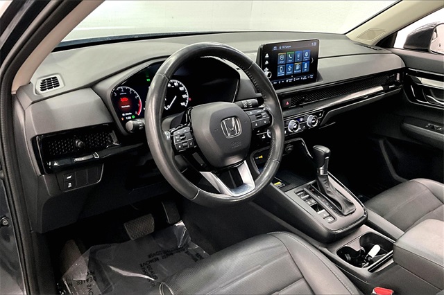 Vehicle image 14 of 39