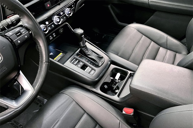 Vehicle image 15 of 39