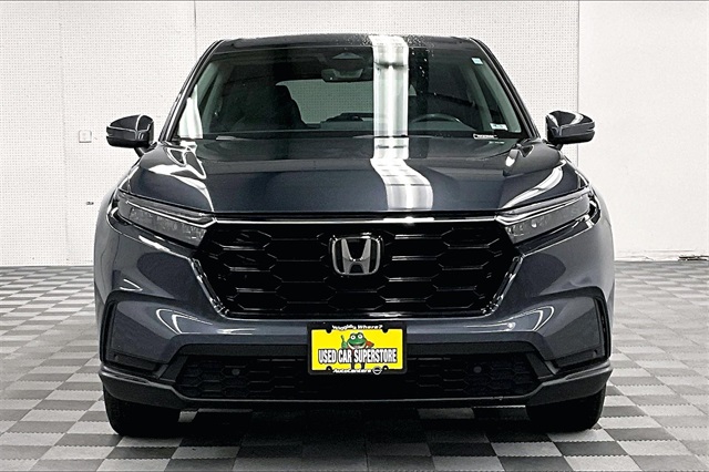 Vehicle image 2 of 39