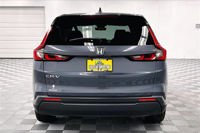 Vehicle image 6 of 39
