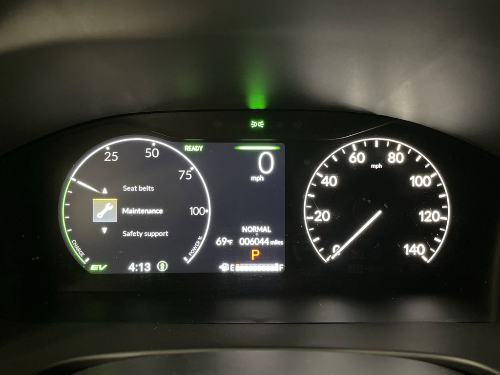Vehicle image 18 of 39
