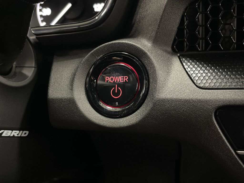 Vehicle image 23 of 39