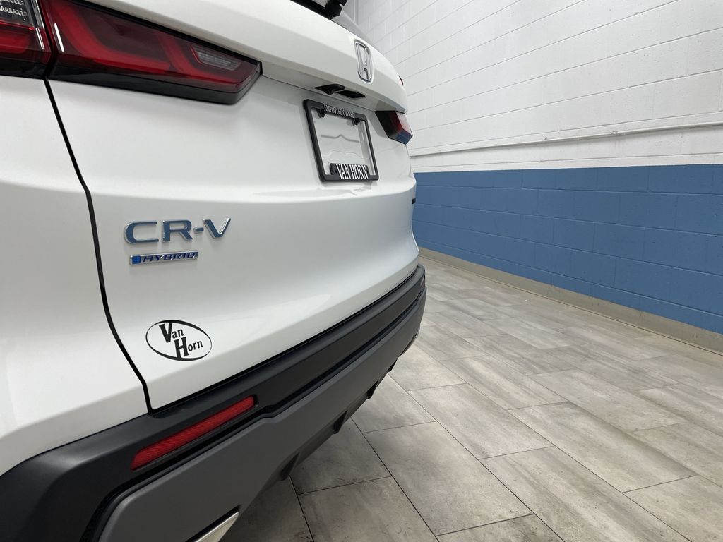 Vehicle image 34 of 39