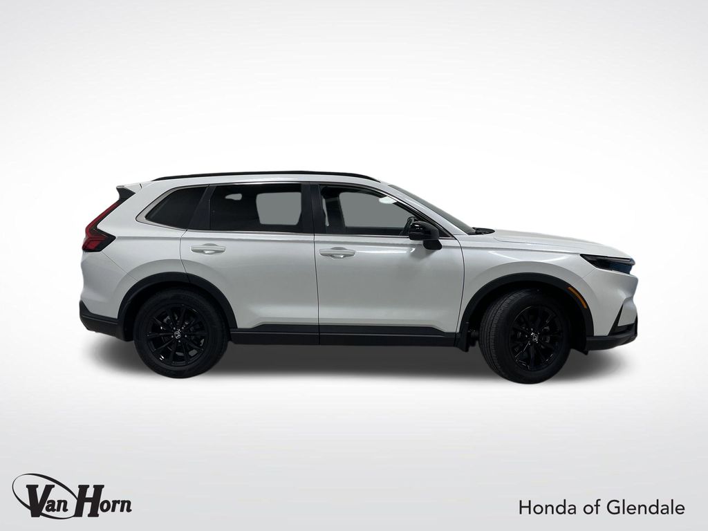 Vehicle image 4 of 39