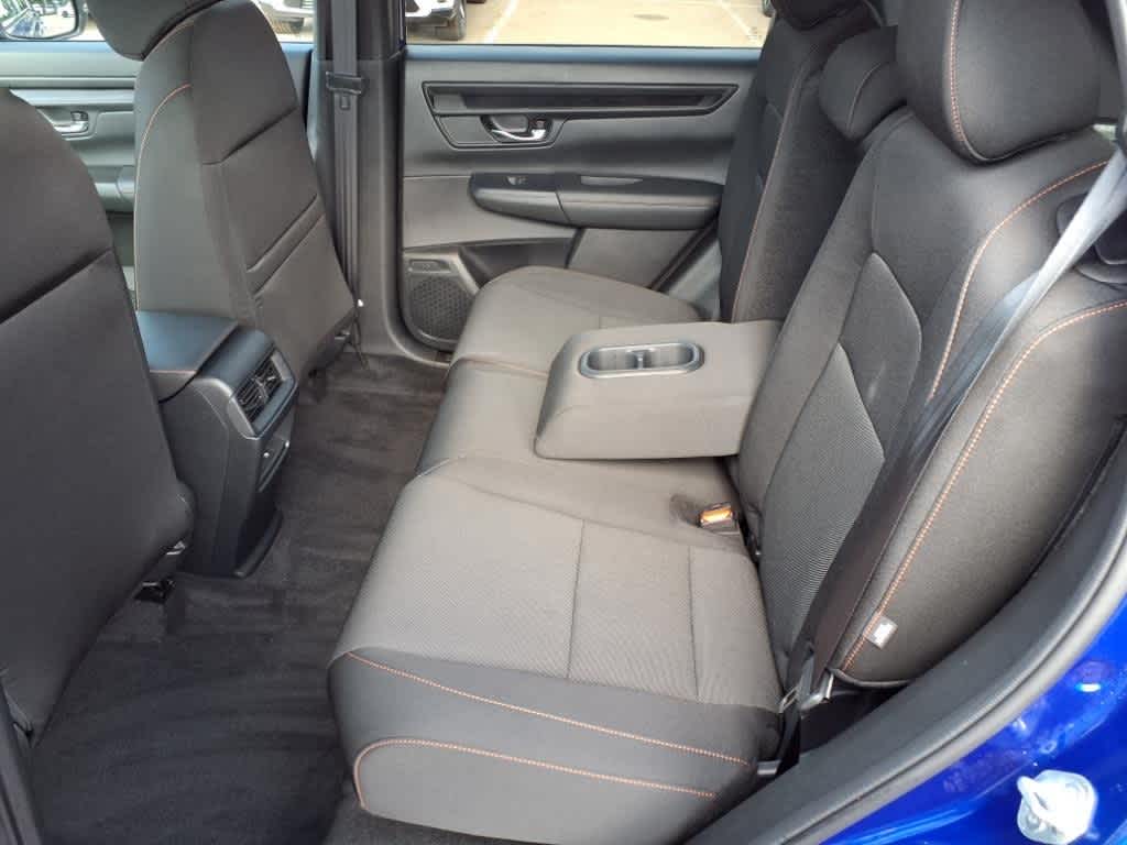 Vehicle image 11 of 25