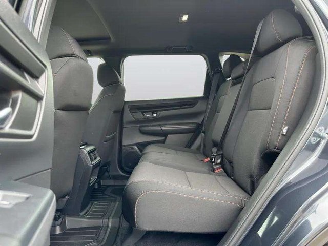 Vehicle image 29 of 38