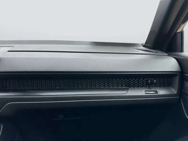 Vehicle image 12 of 38