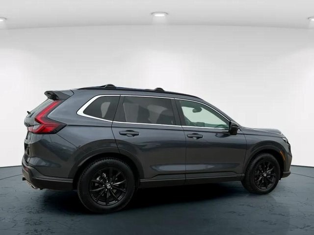 Vehicle image 5 of 38