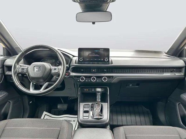 Vehicle image 10 of 38