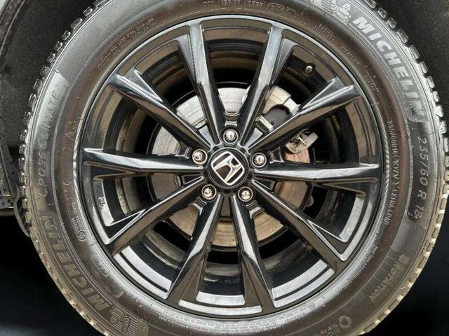 Vehicle image 36 of 38