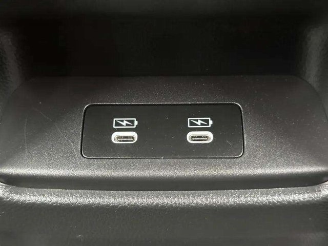 Vehicle image 13 of 38