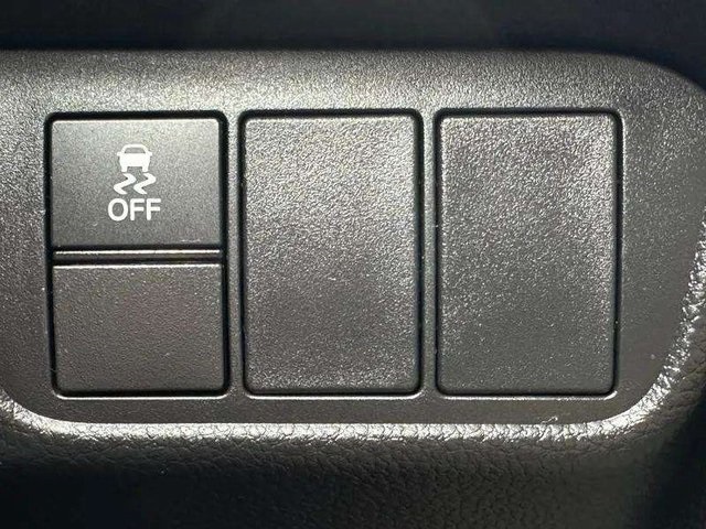 Vehicle image 15 of 38