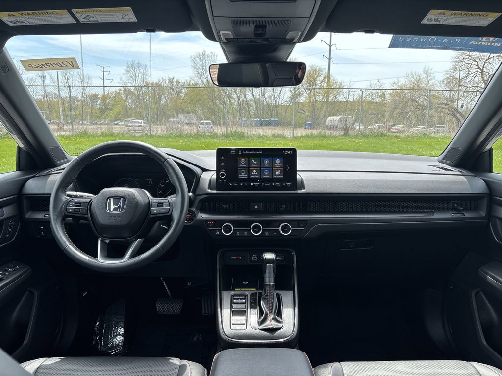 Vehicle image 9 of 39