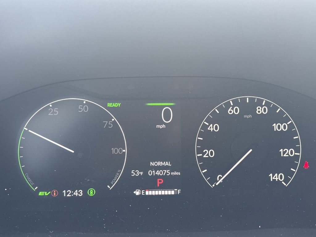 Vehicle image 18 of 39