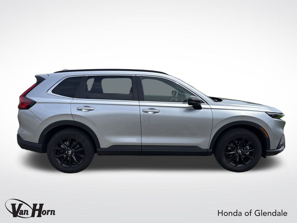 Vehicle image 4 of 39