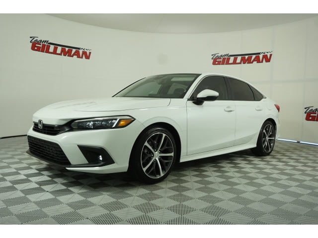 2024 Honda Civic Touring Image 1 of 15