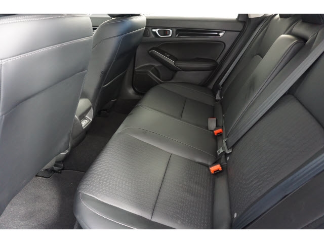 2024 Honda Civic Touring Image 8 of 15