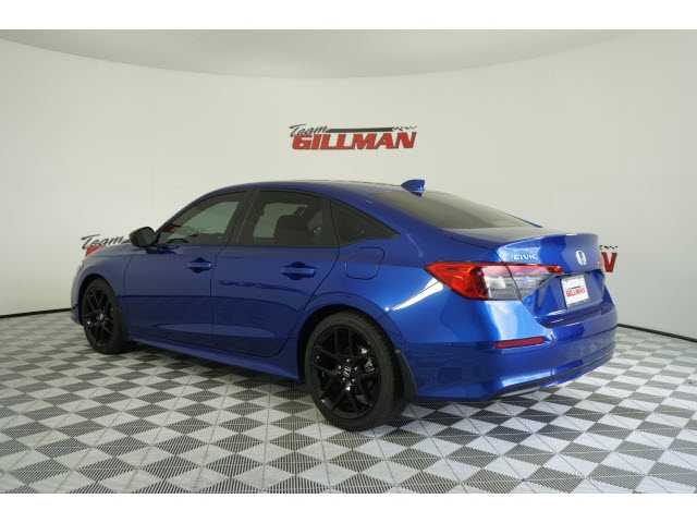 Vehicle image 6 of 14