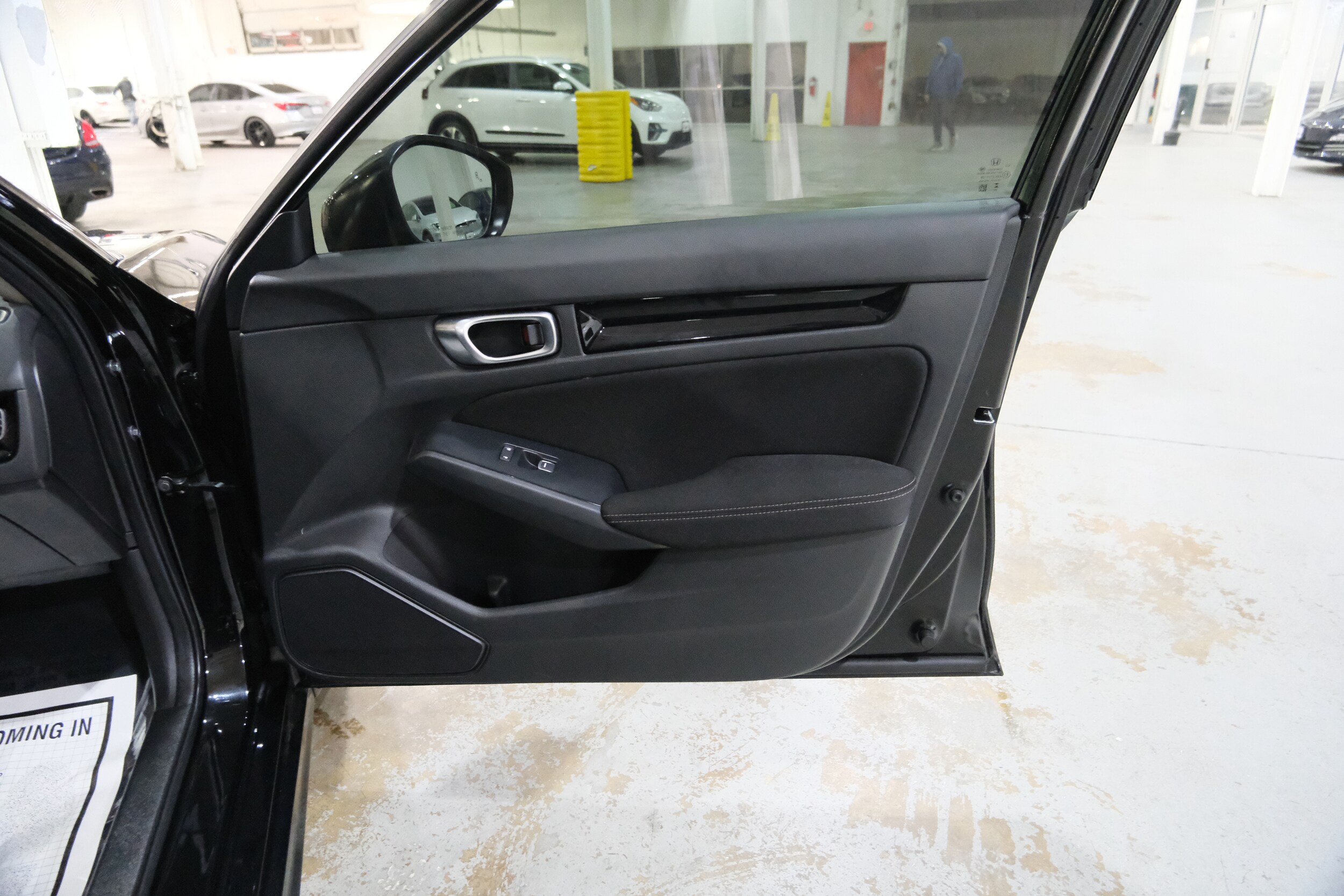 2024 Honda Civic EX Image 32 of 40