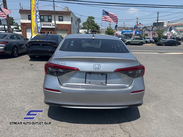 Vehicle image 6 of 34