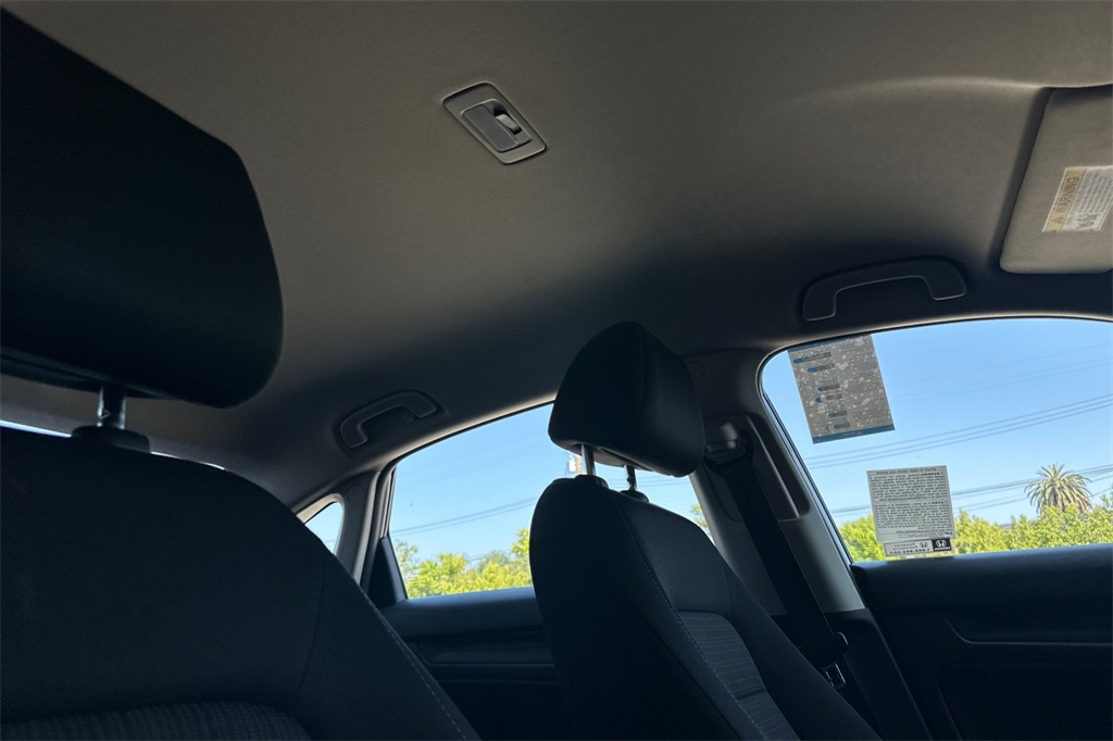 Vehicle image 9 of 26