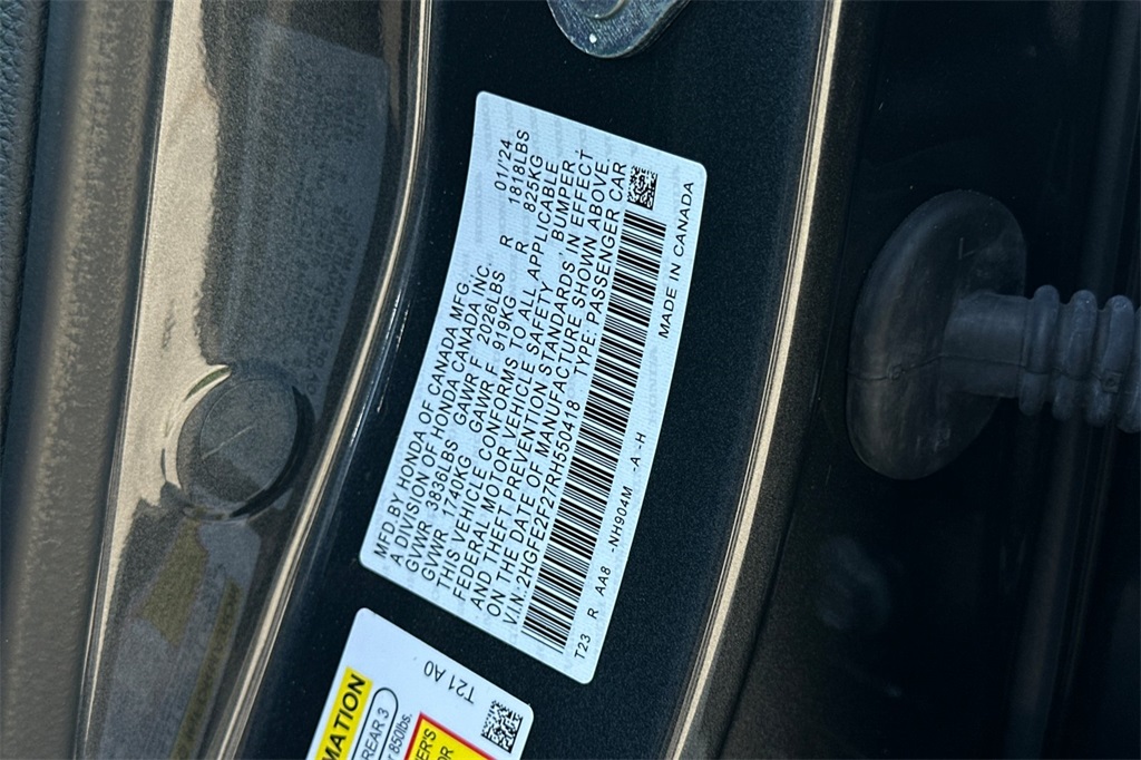 Vehicle image 22 of 26