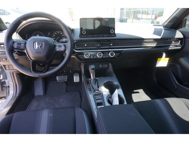 2024 Honda Civic Sport Image 5 of 11