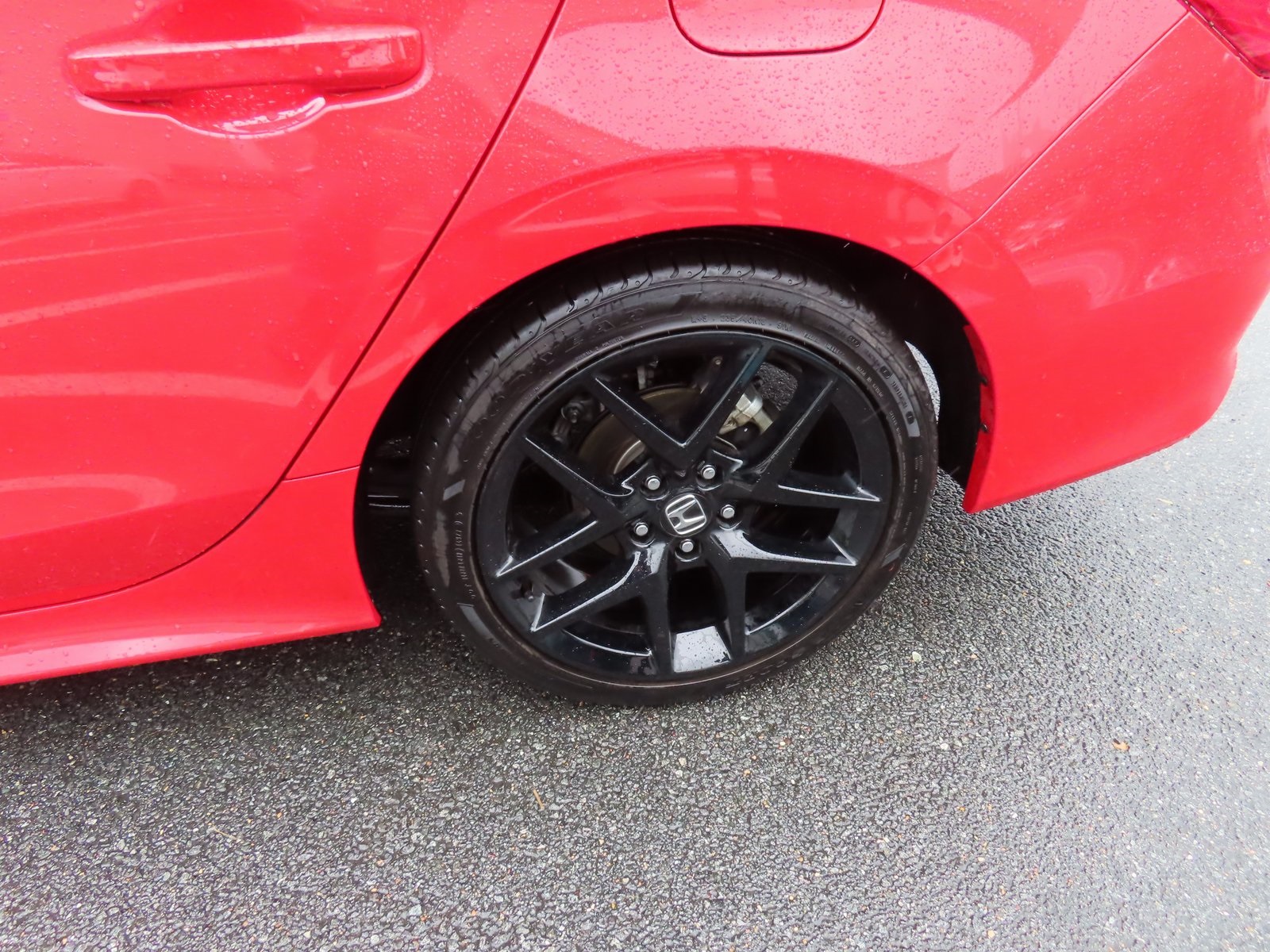 Vehicle image 11 of 35
