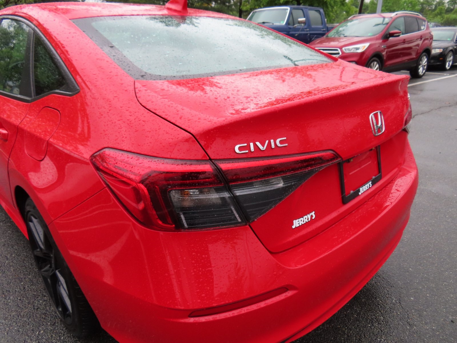 Vehicle image 10 of 35
