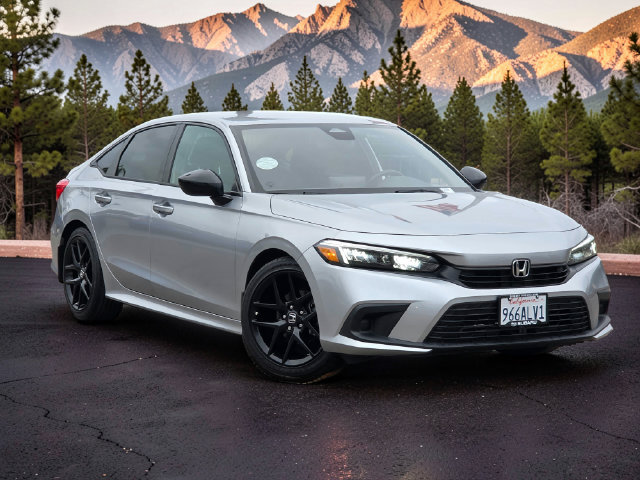 2024 Honda Civic Sport Image 3 of 37
