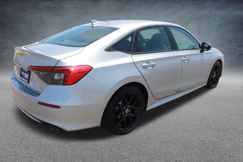 Vehicle image 4 of 25