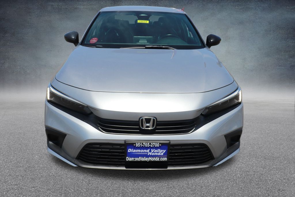 Vehicle image 2 of 25