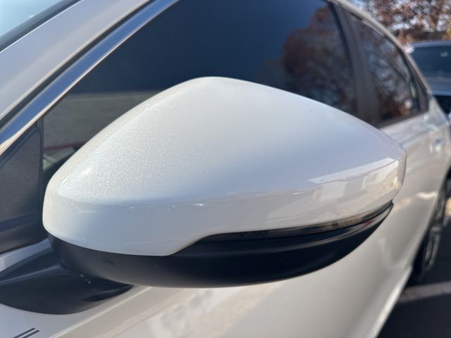 2024 Honda Civic Touring Image 25 of 26