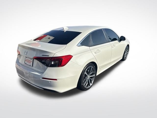 2024 Honda Civic Touring Image 5 of 26