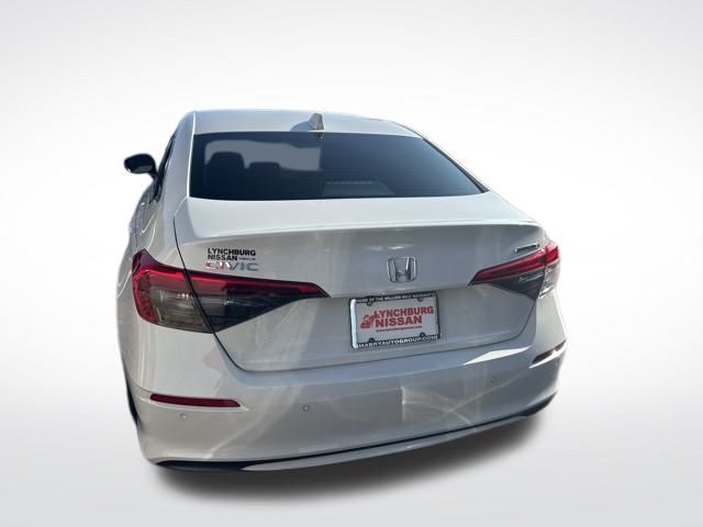 2024 Honda Civic Touring Image 6 of 26