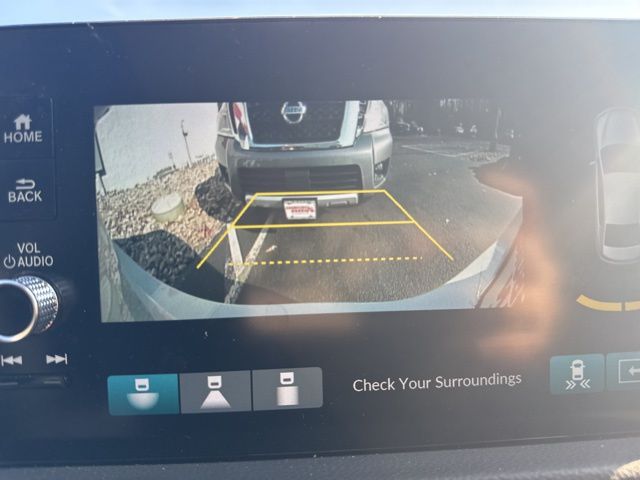 2024 Honda Civic Touring Image 14 of 26