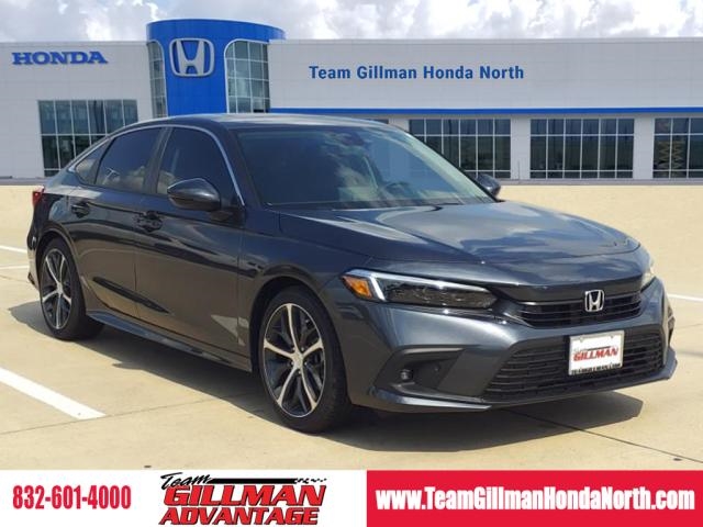 2024 Honda Civic Touring Image 3 of 14