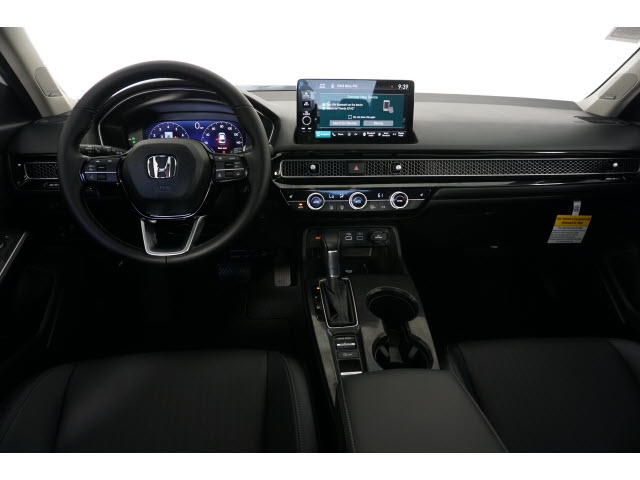 2024 Honda Civic Touring Image 8 of 14