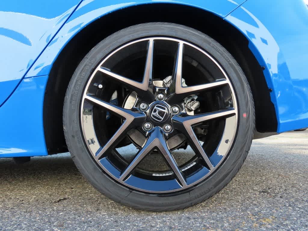 Vehicle image 9 of 25