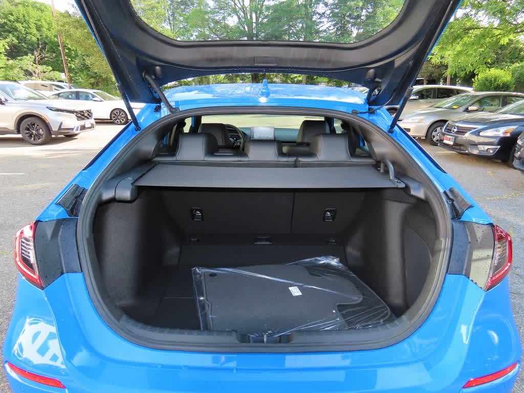 Vehicle image 11 of 25