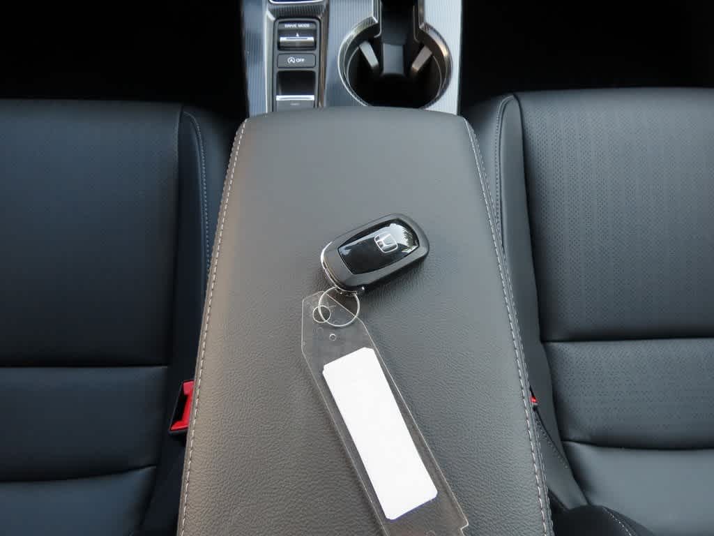 Vehicle image 25 of 25