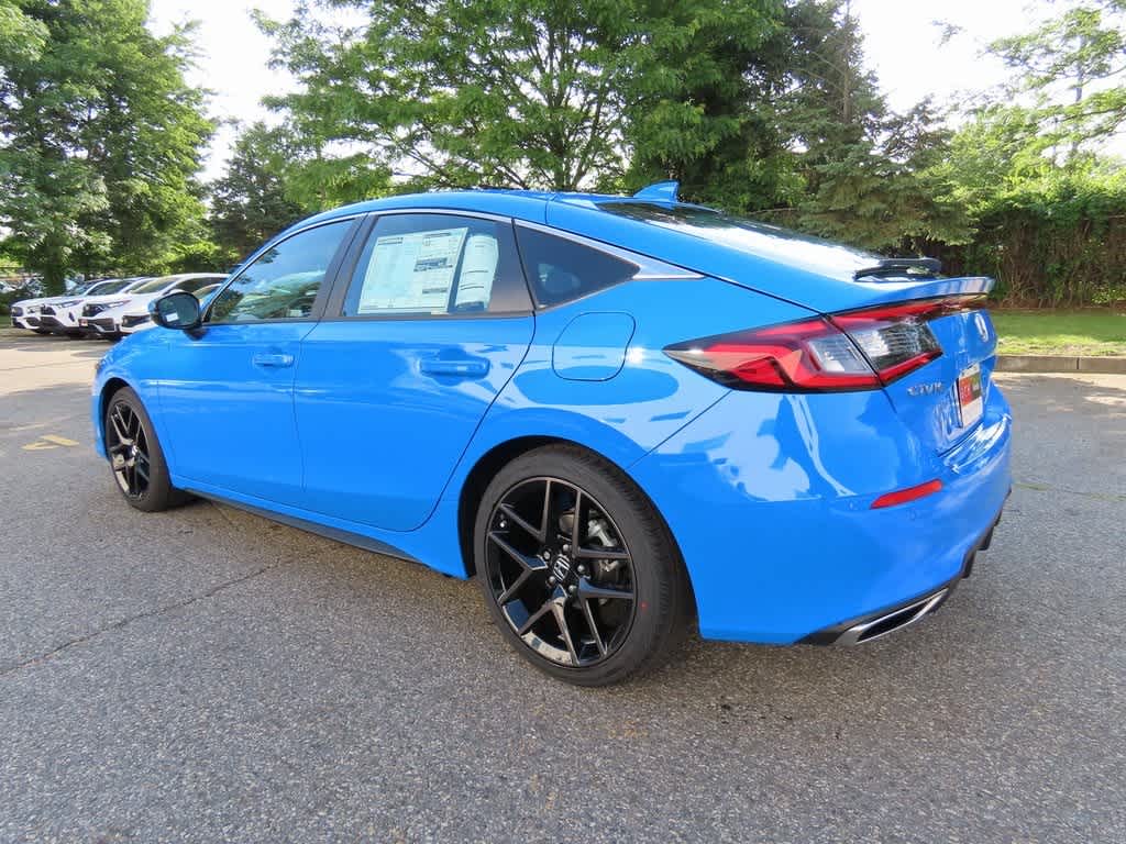 Vehicle image 4 of 25
